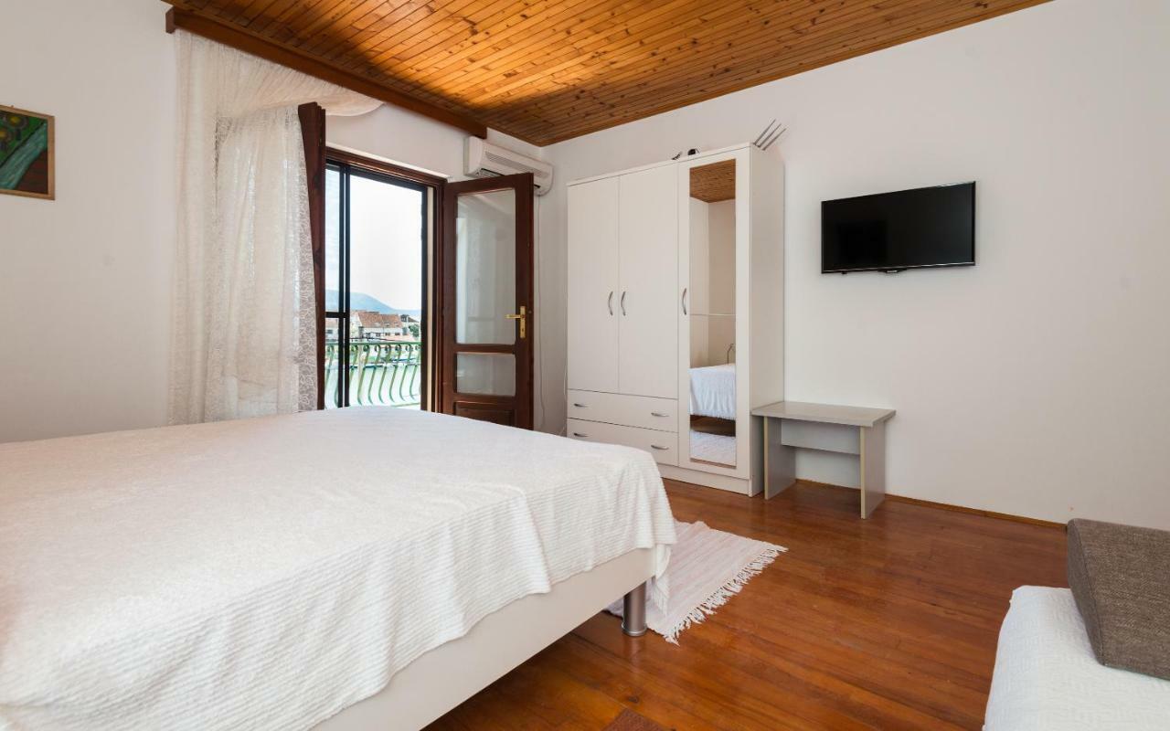 Apartments Azzurro Blace Ngoại thất bức ảnh